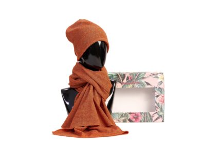 PIERRE CARDIN Scarf and Hat Set - 1085