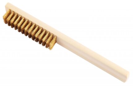 Drahtbürse mit Holzrücken