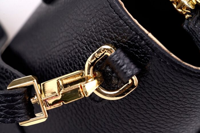 PIERRE CARDIN REAL LEATHER HANDBAG WITH SHOULDER STRAP - 1986 DOLLAR - Image 9