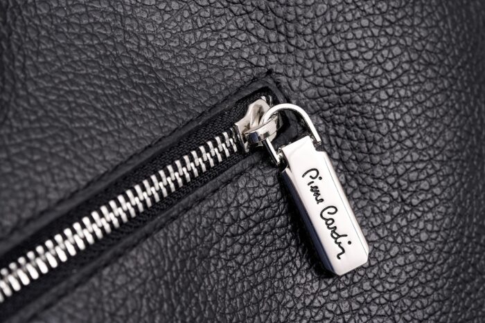 PIERRE CARDIN GENUINE LEATHER SHOULDER BAG WITH SHOULDER STRAP - 1996 DOLLAR - Image 10
